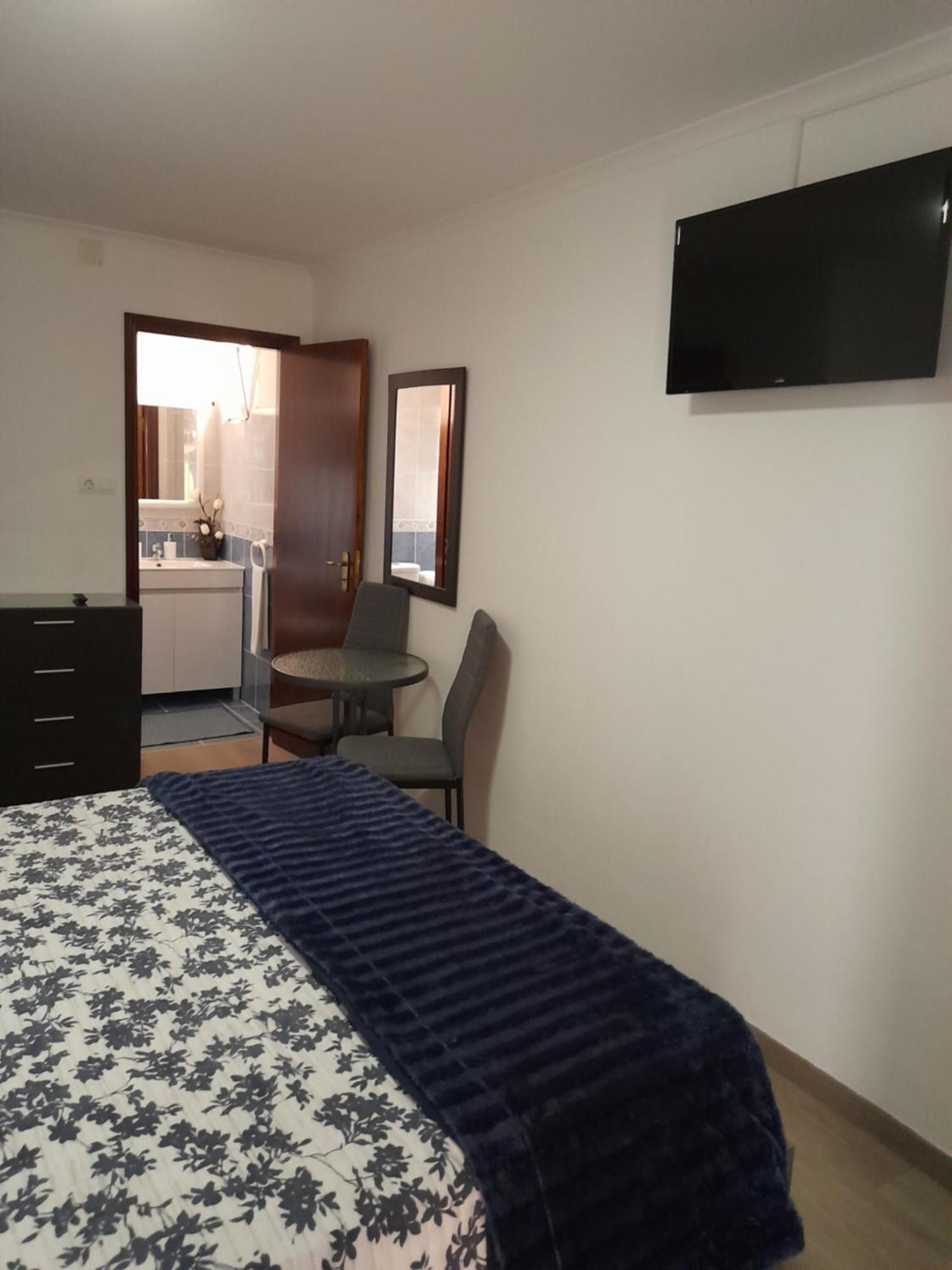 Alojamento S. Pedro Peniche Room photo